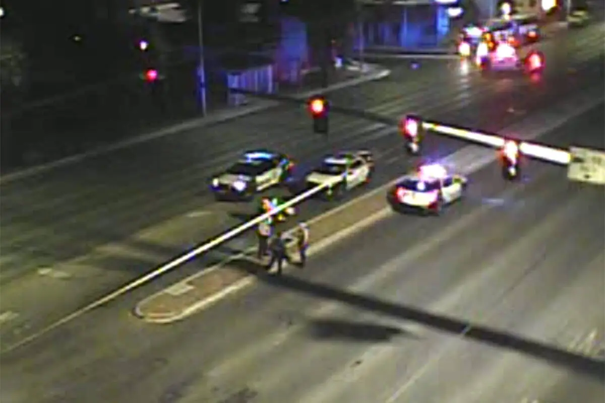 3 pedestrians struck in 3½-hour span after Las Vegas Valley crashes