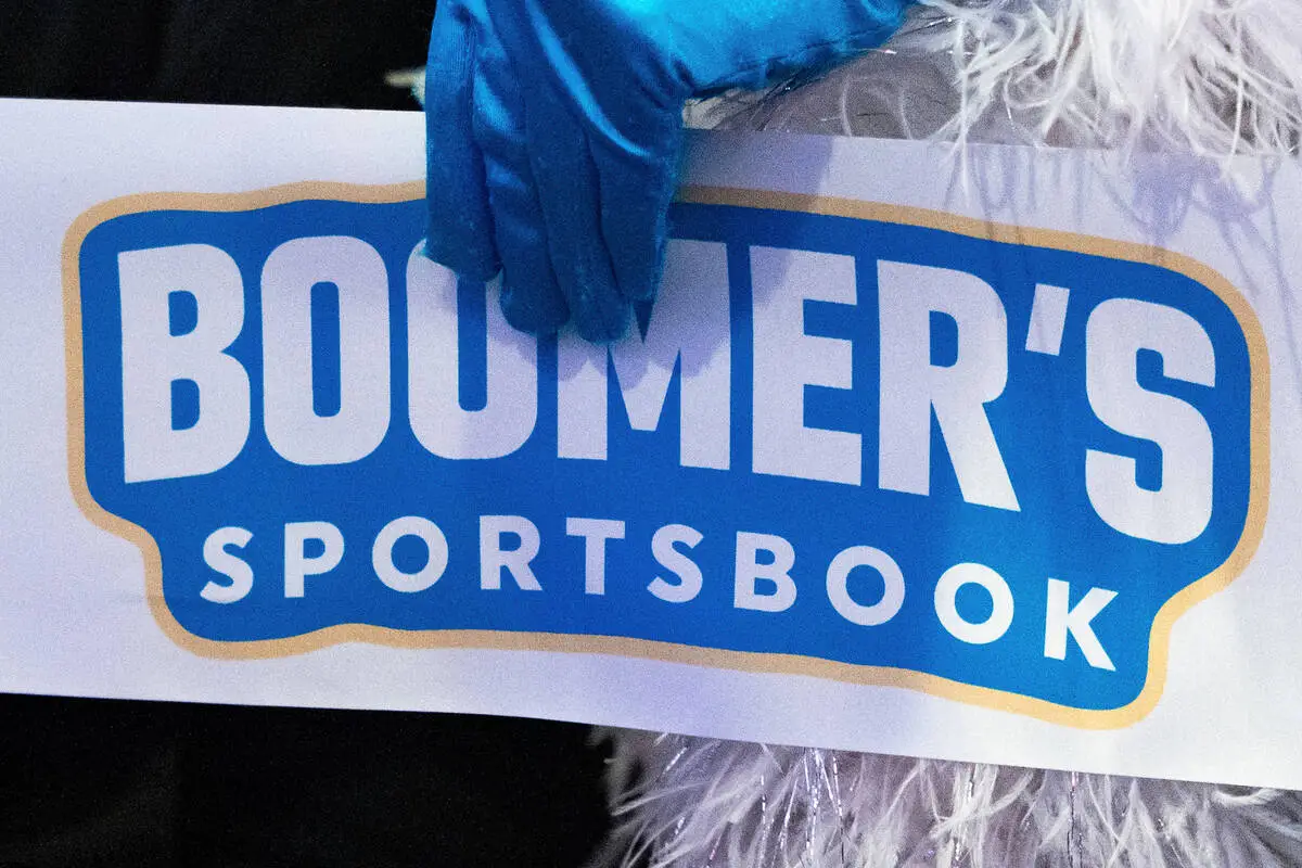 New sportsbook operator and hotel rooms coming to downtown Las Vegas casinos