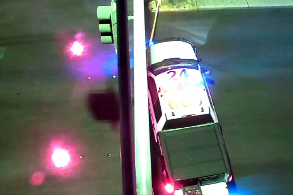 Suspected impaired driver, 31, dies after crashing into multiple fixed objects, Las Vegas police say