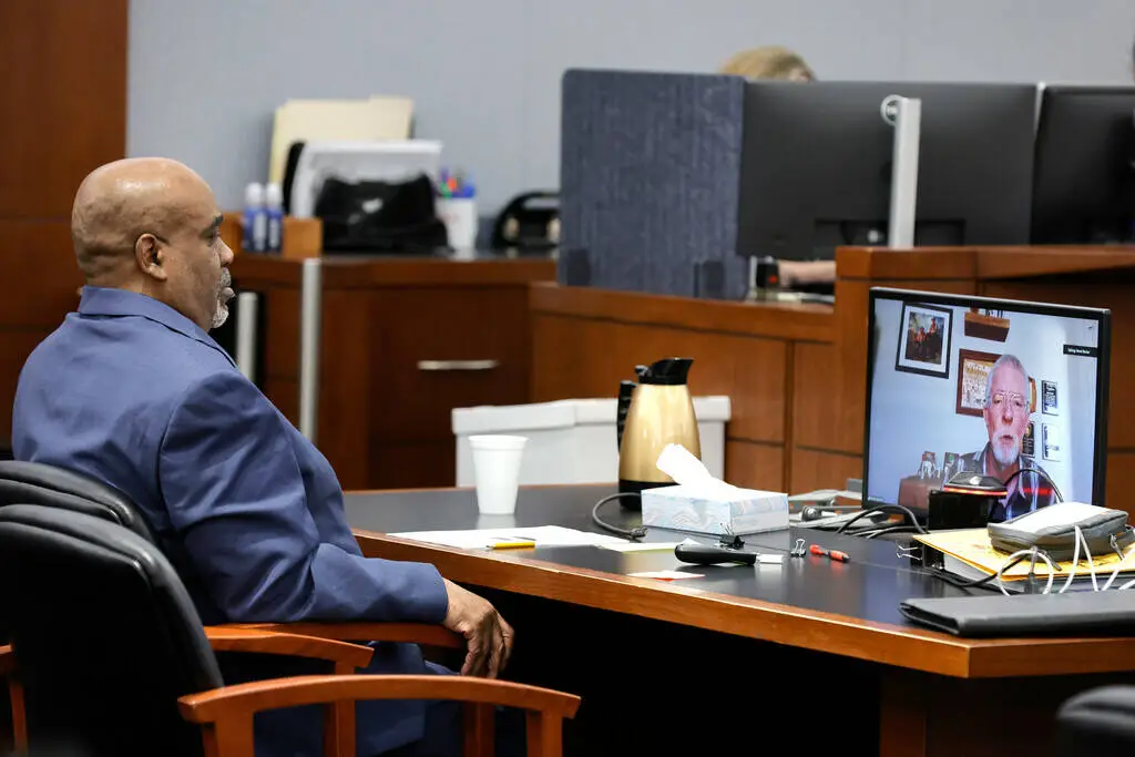 Jurors in Tupac trial shown casings, photos of hip-hop icon’s body