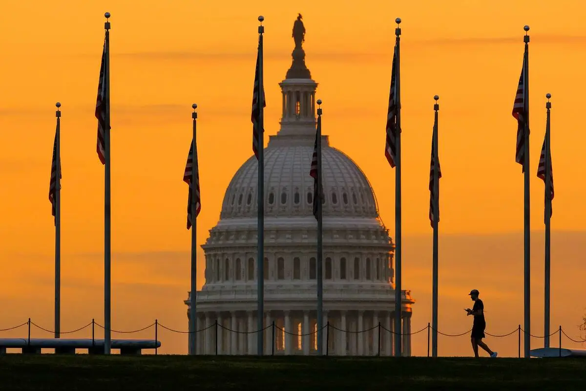 LETTER: Confiscating wealth would pay off the national debt