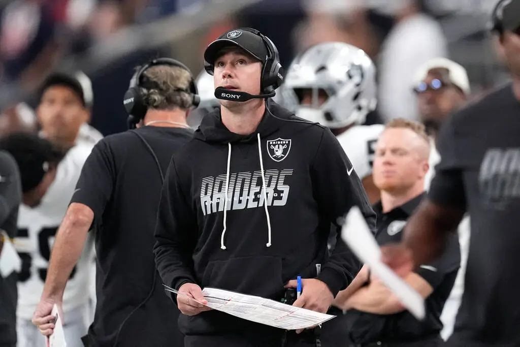 Raiders grades: Fernando Mendoza, offense struggle against Texans backups