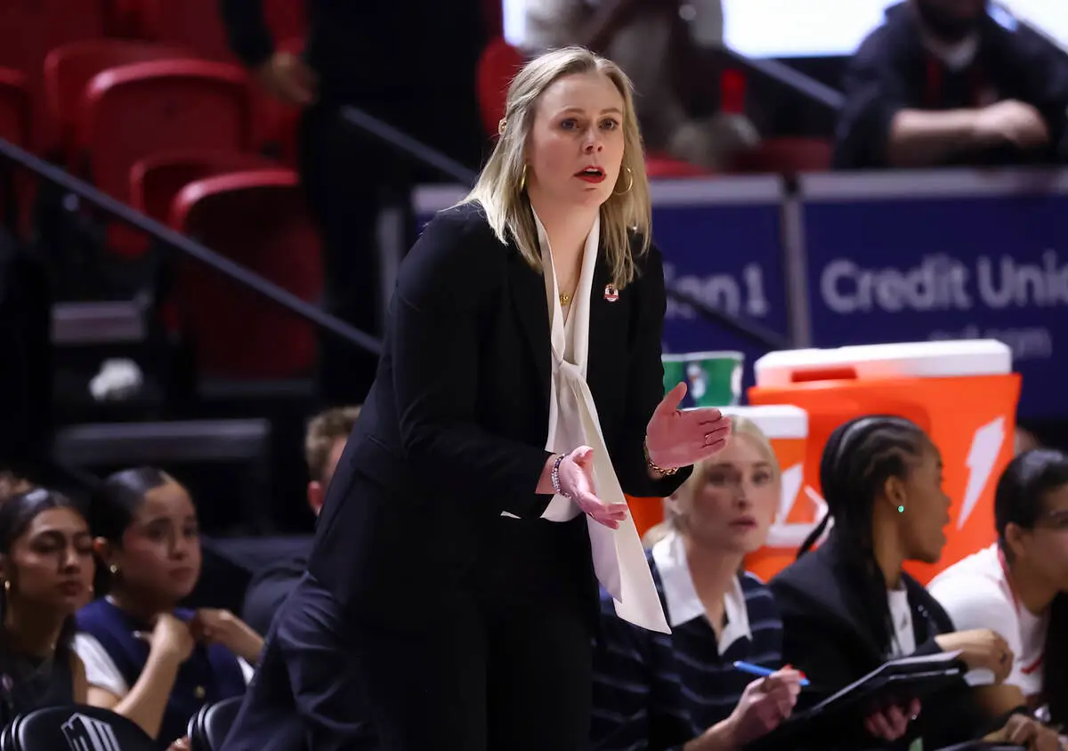 Lady Rebels land commitment from top-100 recruit