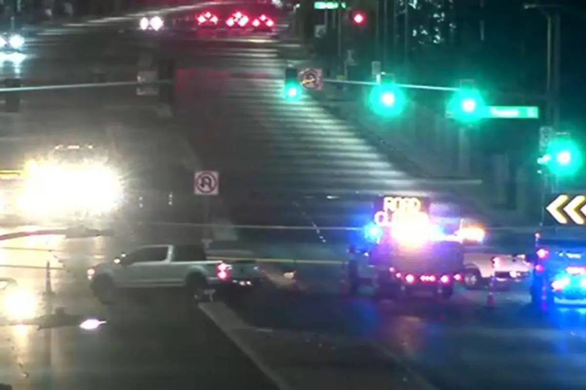 Woman suffers life-threatening injuries after east Las Vegas Valley hit-and-run crash