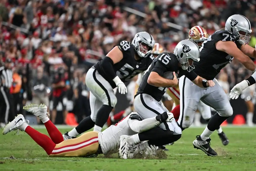 Raiders takeaways: Right guard competition goes down to the wire