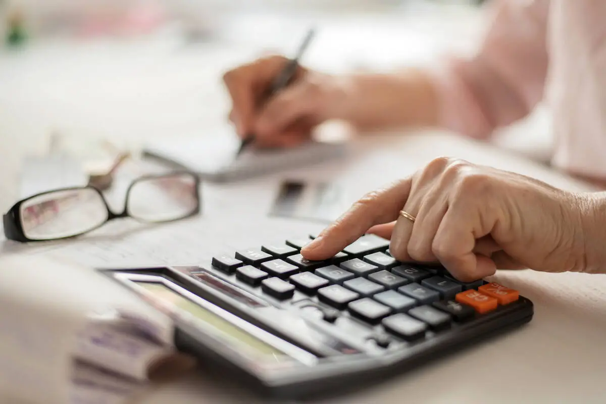 Savvy Senior: Helping an aging parent manage their money