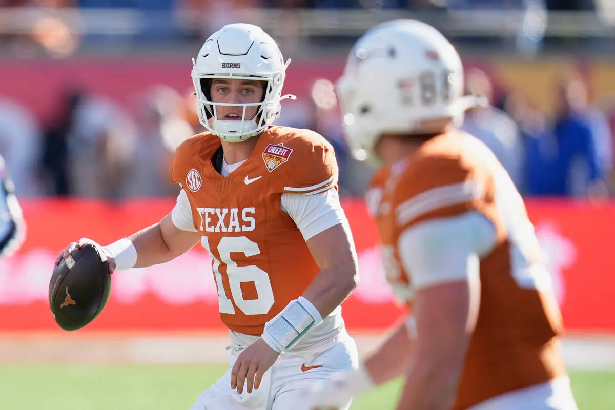 College football betting: Fade OU-Michigan favorite; play UT-Ohio State total