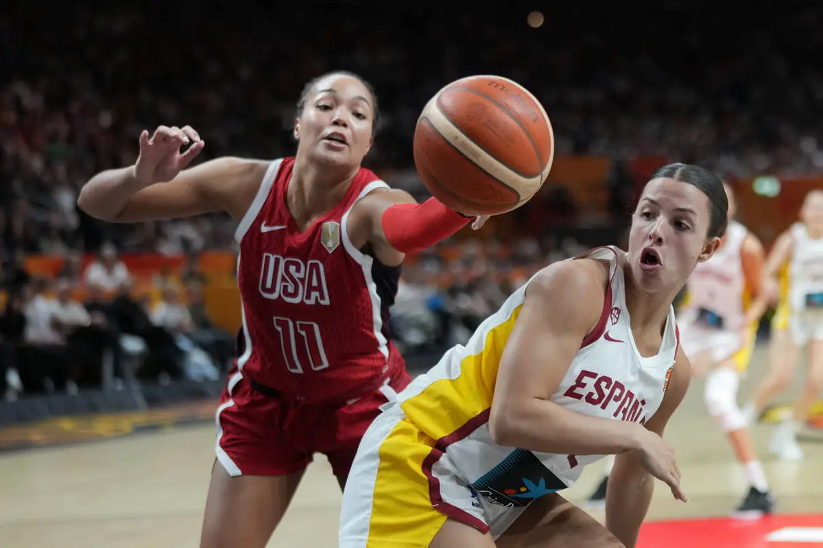 US women advance to FIBA World Cup final, face France for title
