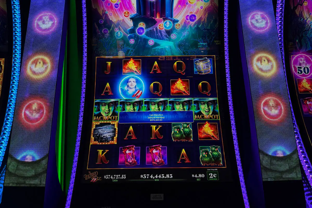 $374k slot jackpot hits at Las Vegas Strip casino