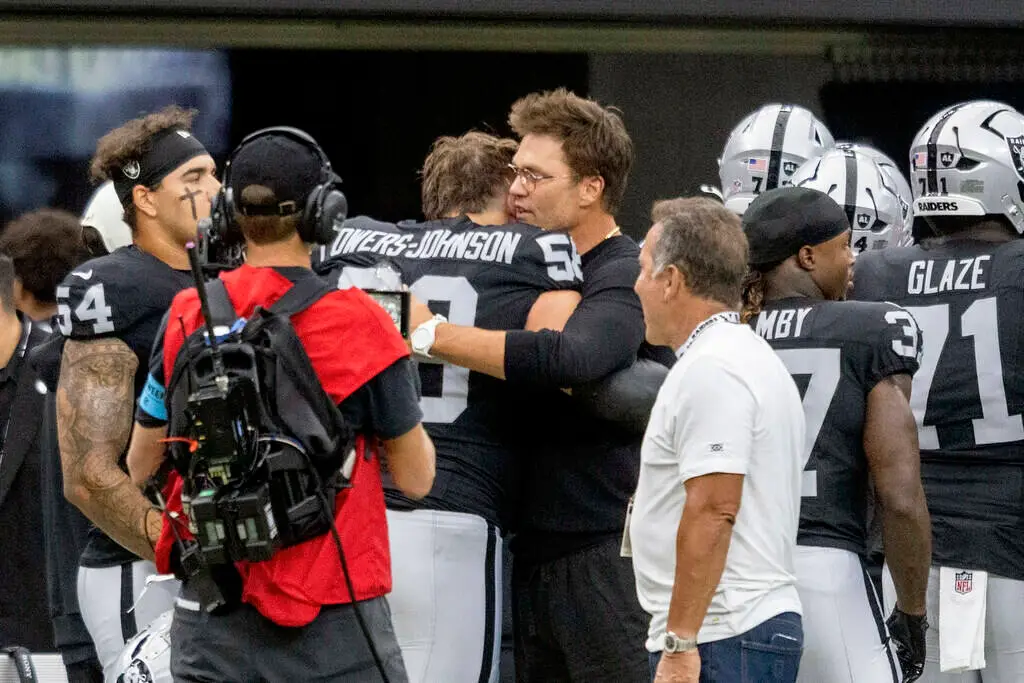 ‘Undefeated is undefeated’: Tom Brady defends ranking Raiders in his top 10