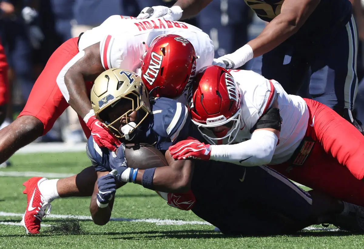 UNLV defense finds its ‘edge’ in blowout road win against Akron