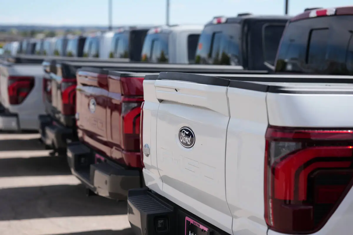 Trump administration lowers fuel economy standards, critics say at a significant environmental cost