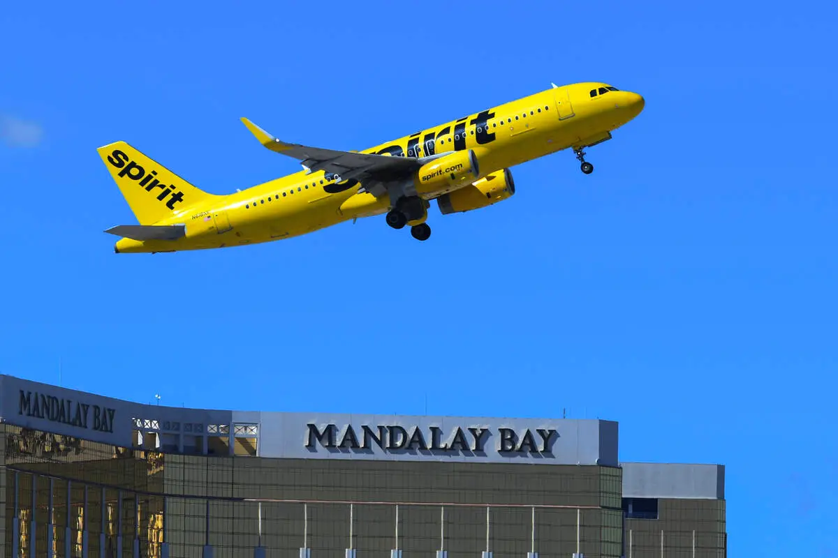 Las Vegas airport passenger traffic plunges 9.2% in August