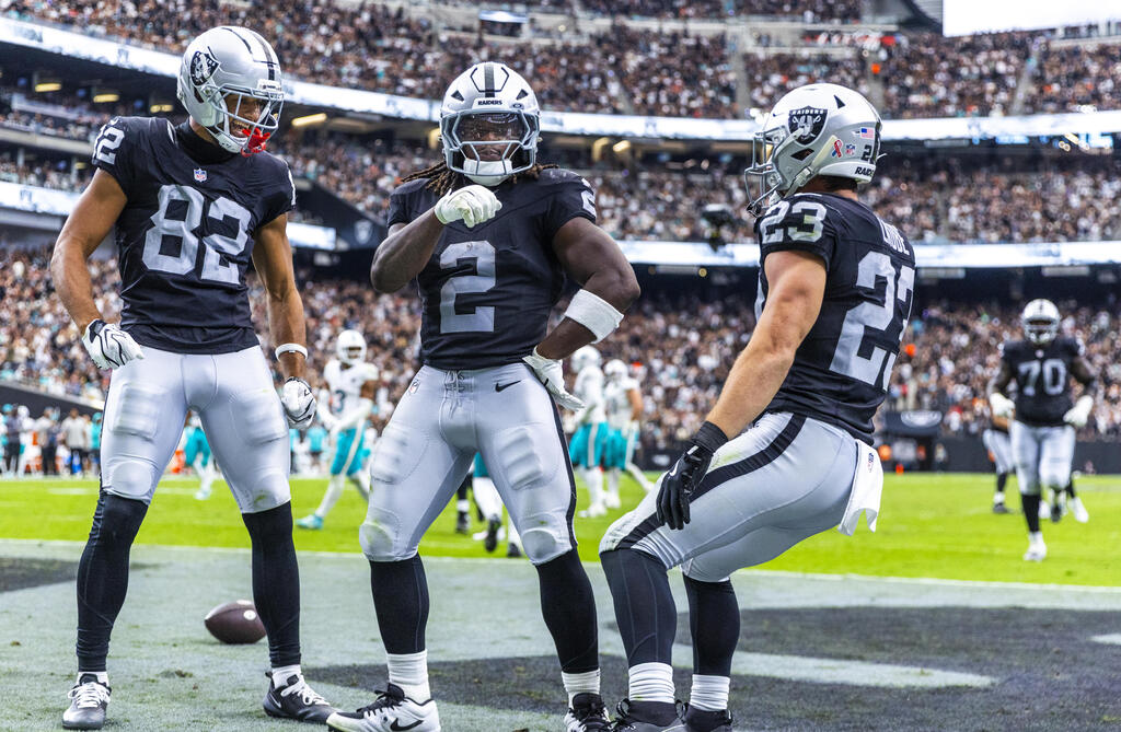 Can the Raiders, Ashton Jeanty control tempo again vs. Chargers?