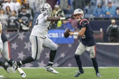 LIVE UPDATES: Raiders look to rebound against Patriots after 1st loss