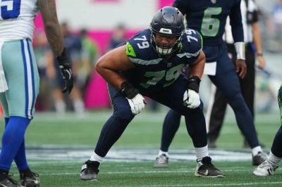 Raiders release former 1st-round pick, sign 2 Super Bowl champions