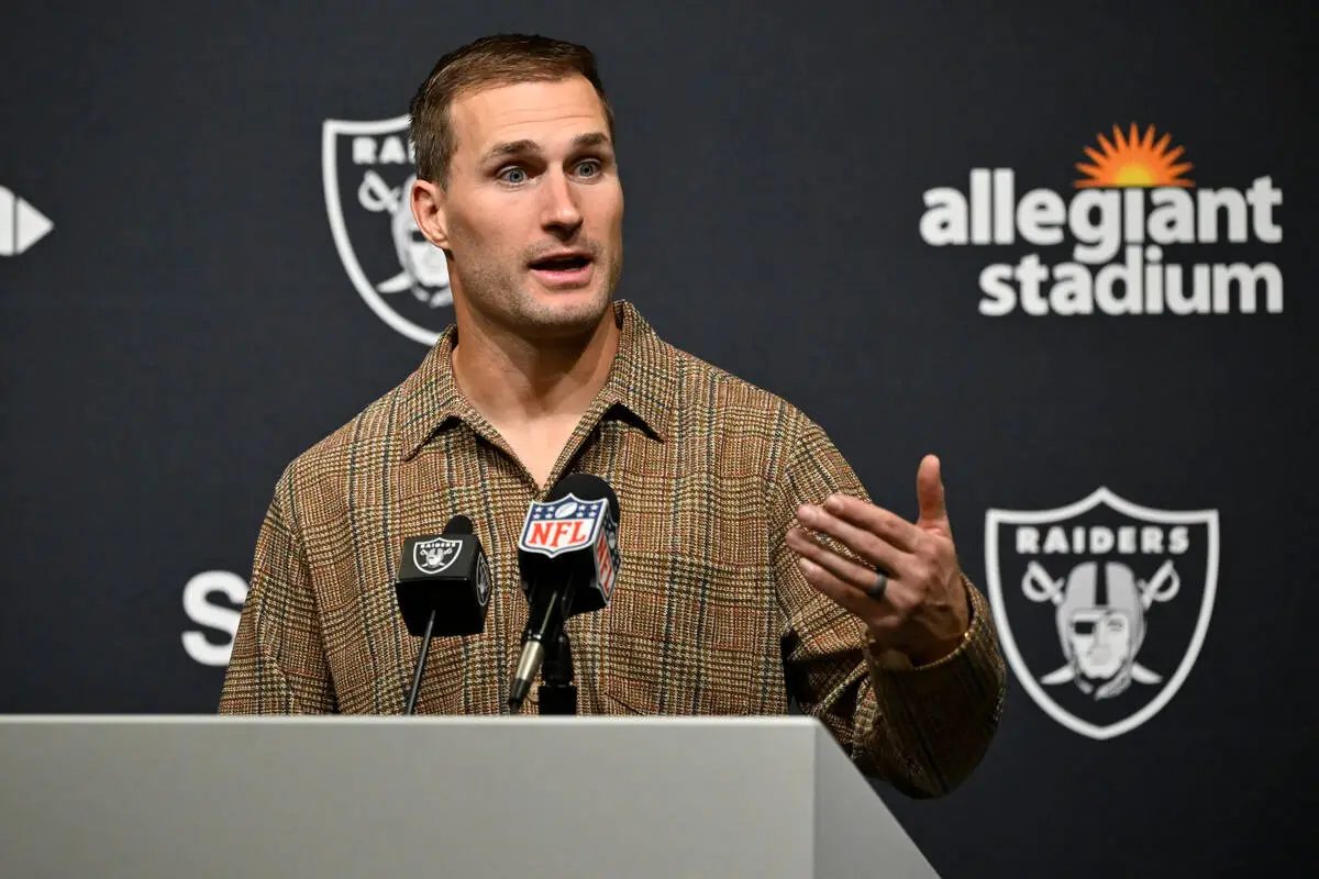 Raiders coach, QB address media ahead of game against New York Jets — WATCH LIVE