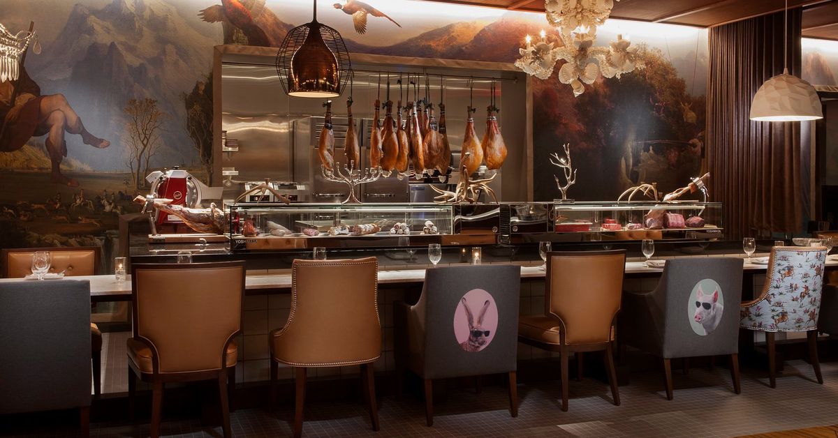 José Andrés’s Decade&Old Bazaar Meat Is Closing and Relocating