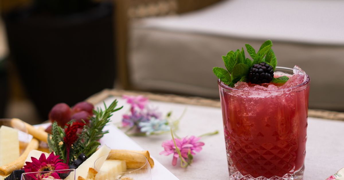 26 Patios for Off&Strip Dining All Over Las Vegas and Henderson