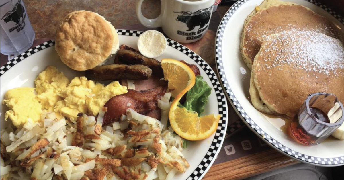 13 Diners in Las Vegas for Heaping Plates of Bacon and Eggs