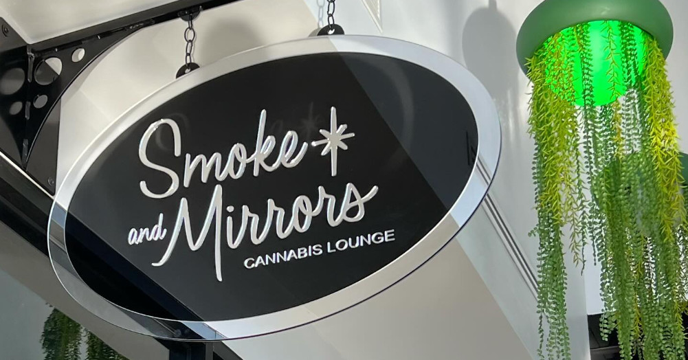 Sip THC&Infused Cocktails Inside Las Vegas’s Vibey New Cannabis Consumption Lounge