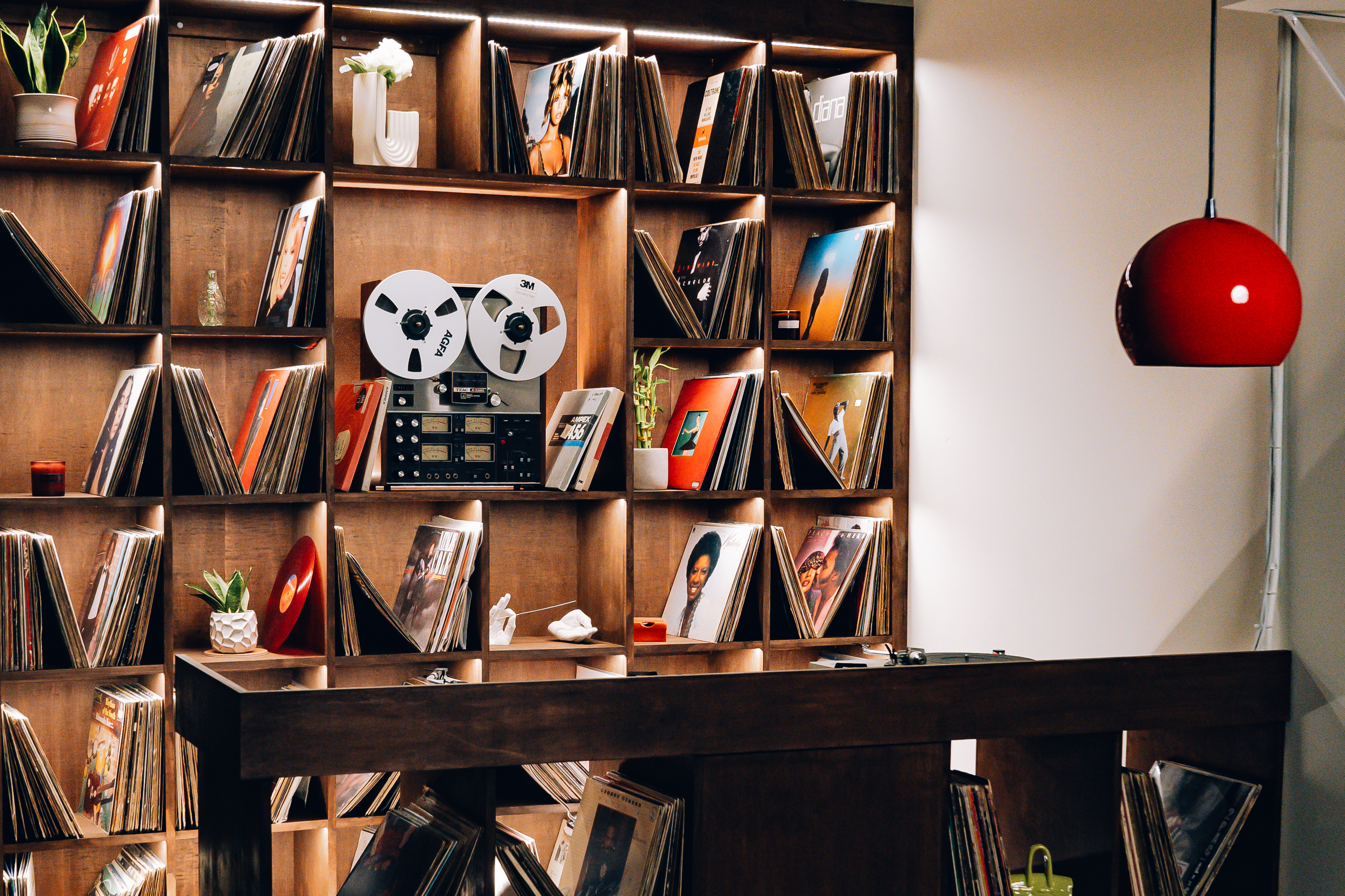 Downtown R&B listening lounge Seven:45 is filled with love notes to the genre